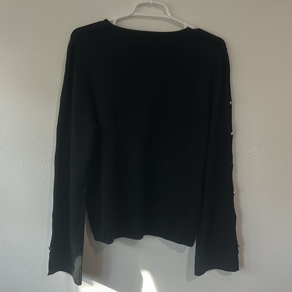 NWT Faith & Zoe Women's Black Split Sleeve Sweater With Buttons Flare Sleeves - Picture 4 of 4